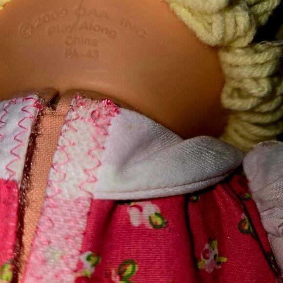 Cabbage Patch Kids Limited Edition 25th Anniversary Rare Twisted Mouth CPK 2009 - Picture 6 of 10